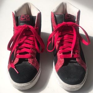 NIKE Authentics Women High Tops